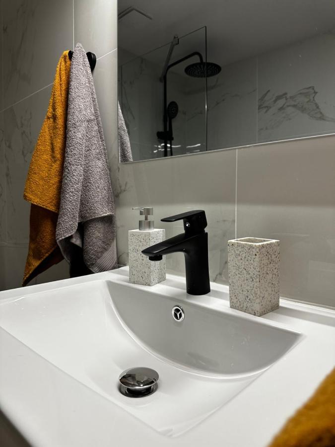 Jp Luxury Apartment In Citycenter Xánthi Eksteriør bilde