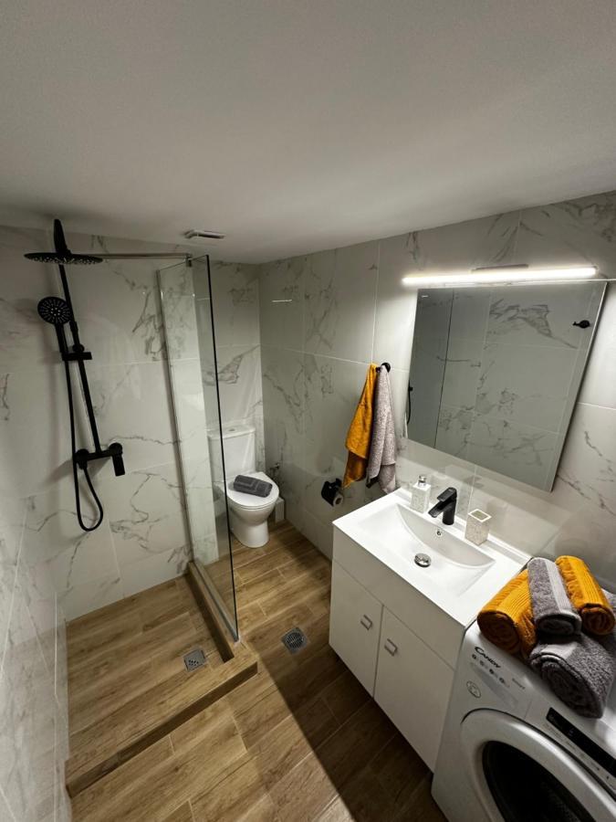 Jp Luxury Apartment In Citycenter Xánthi Eksteriør bilde
